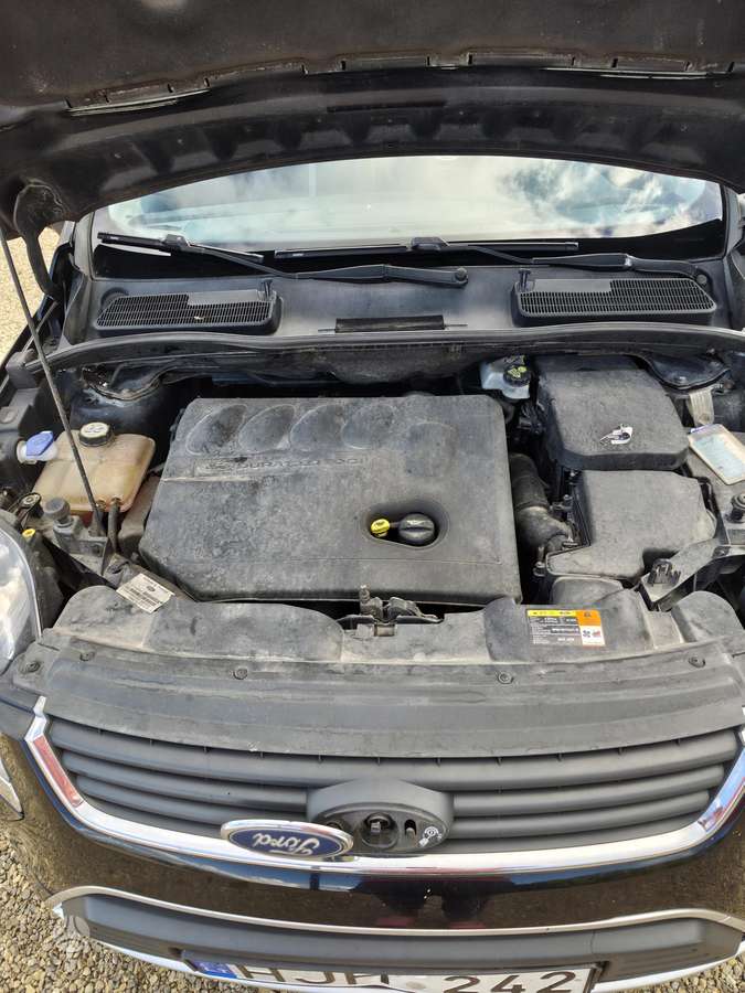 Ford Kuga 2009 — photo 5