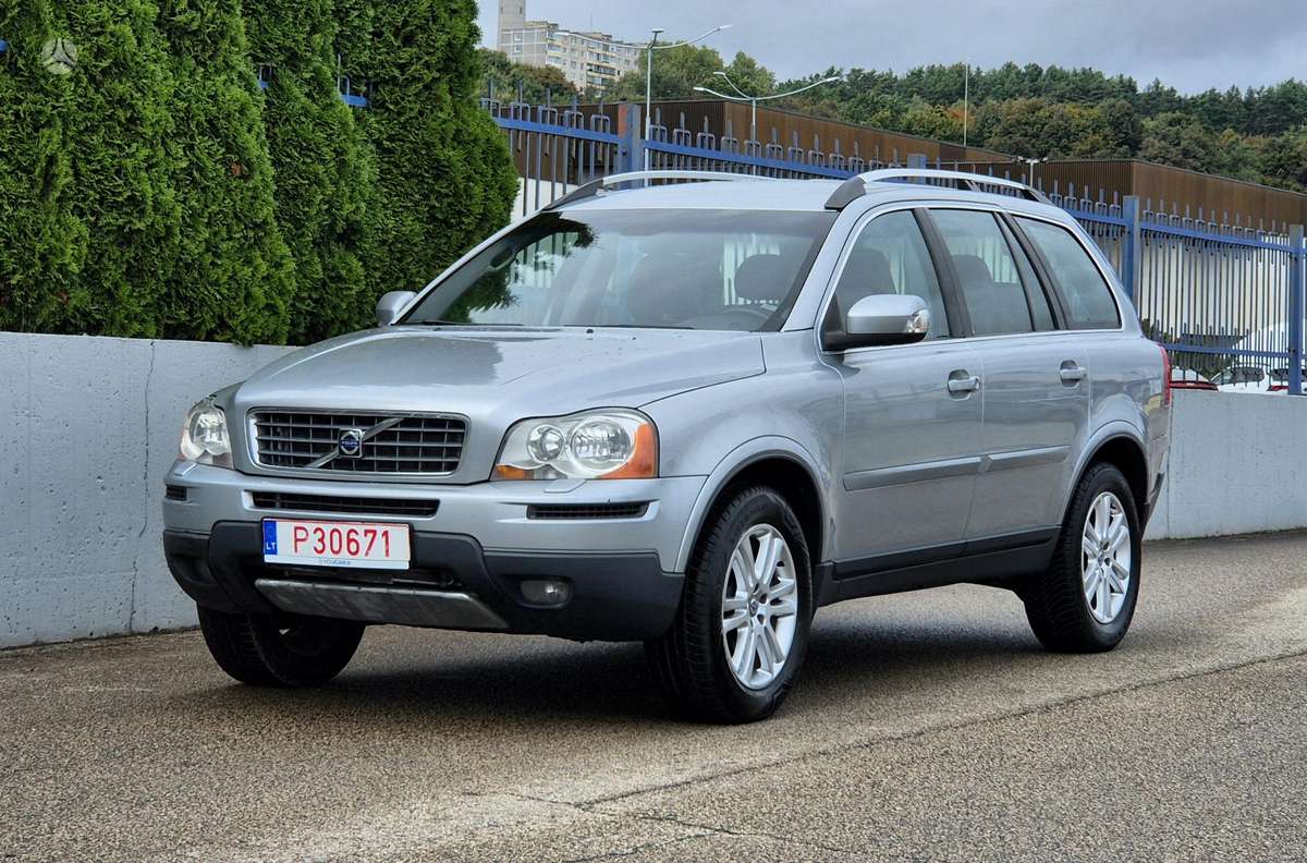 Volvo XC90 2008 — engine 2401 cm³, 185 HP (136kW)