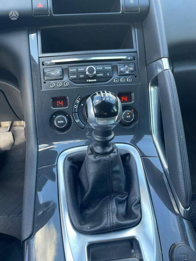 Peugeot 3008 2014 — photo 9