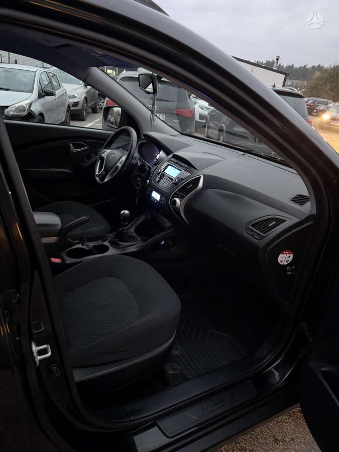 Hyundai ix35 2013 — photo 25