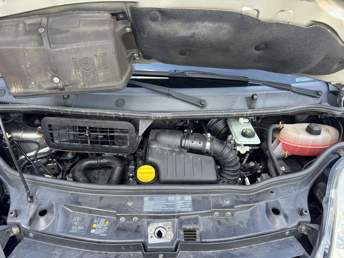 Renault Trafic 2007 — photo 14