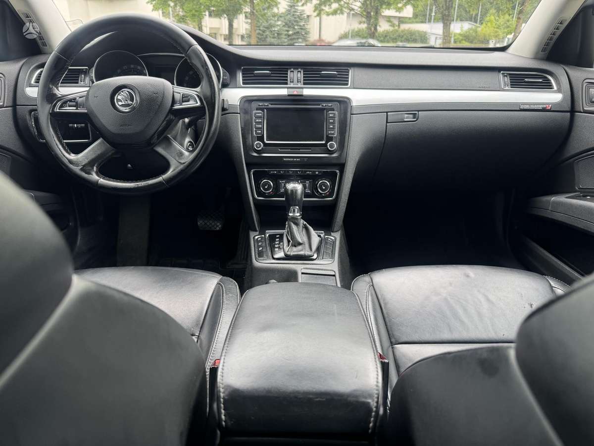 Skoda Superb 2015 — фото 14