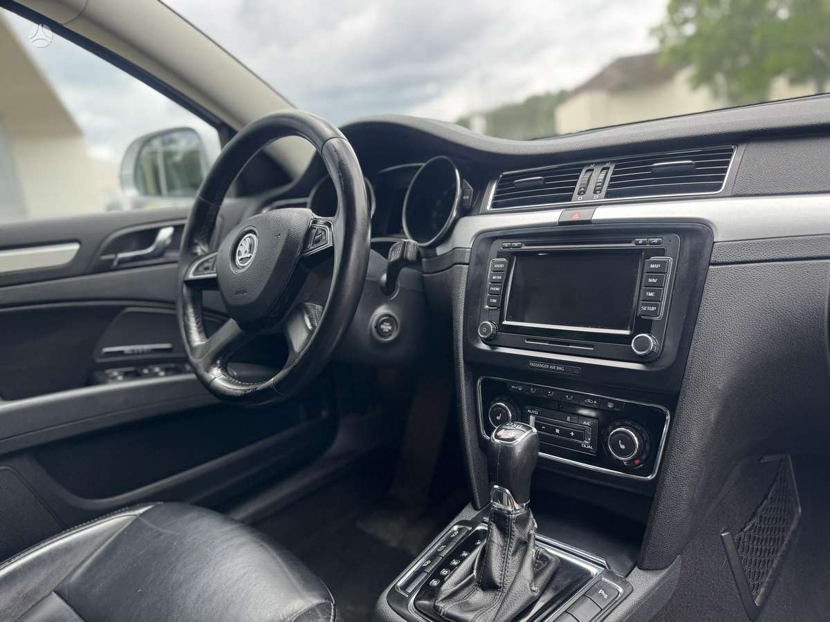 Skoda Superb 2015 — фото 16