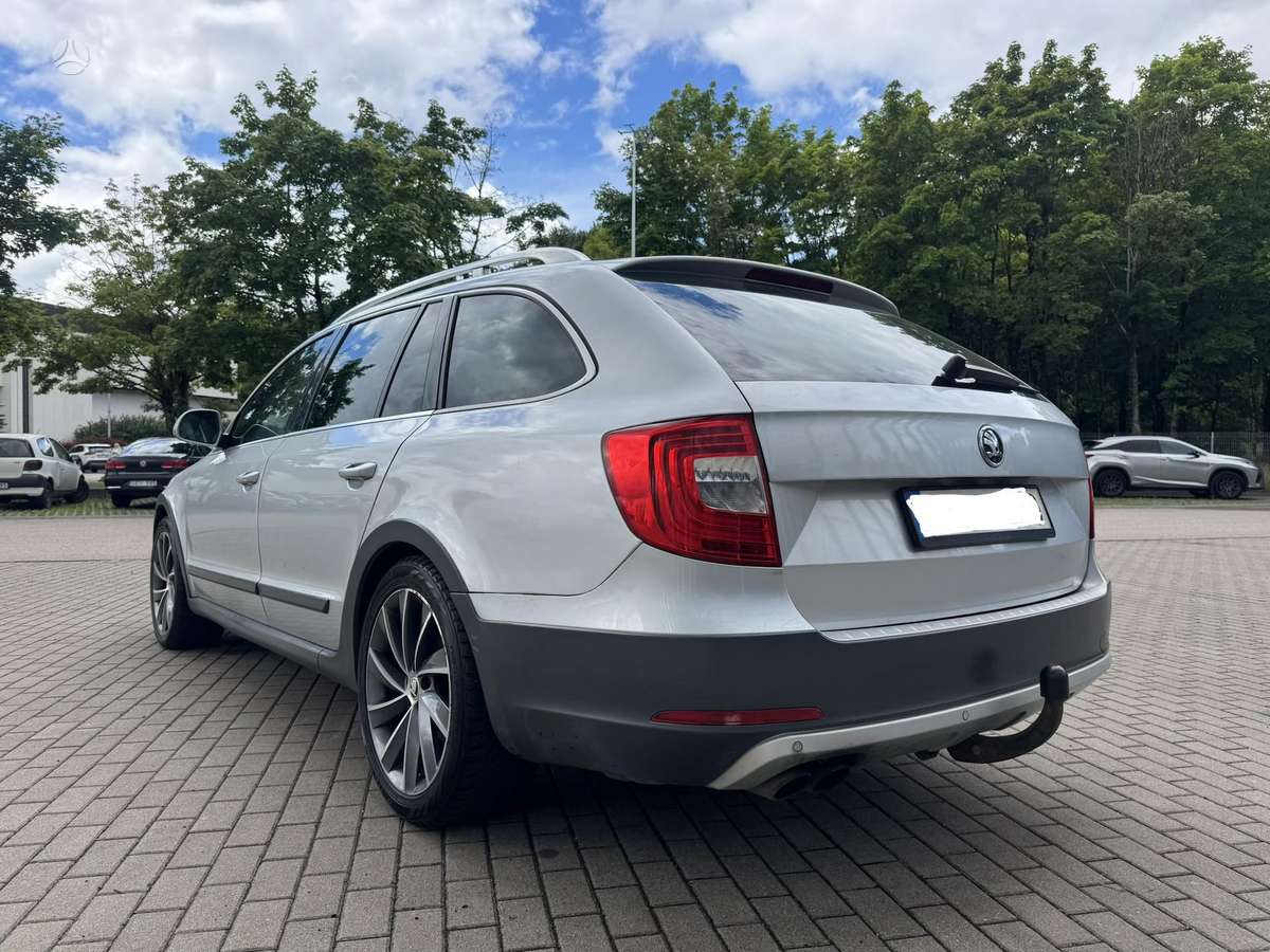 Skoda Superb 2015 — двигун 1968 cm³, 170 HP (125kW)