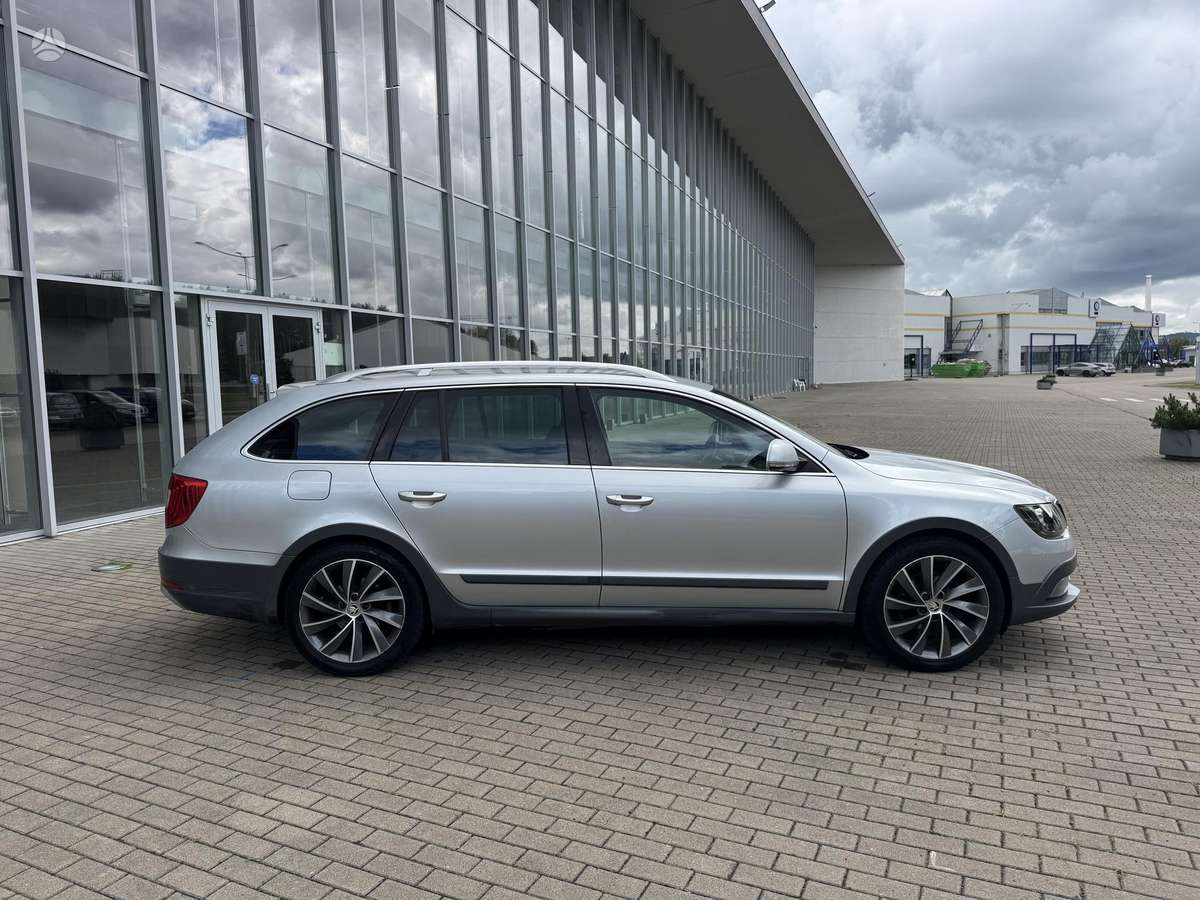 Skoda Superb 2015 — фото 7