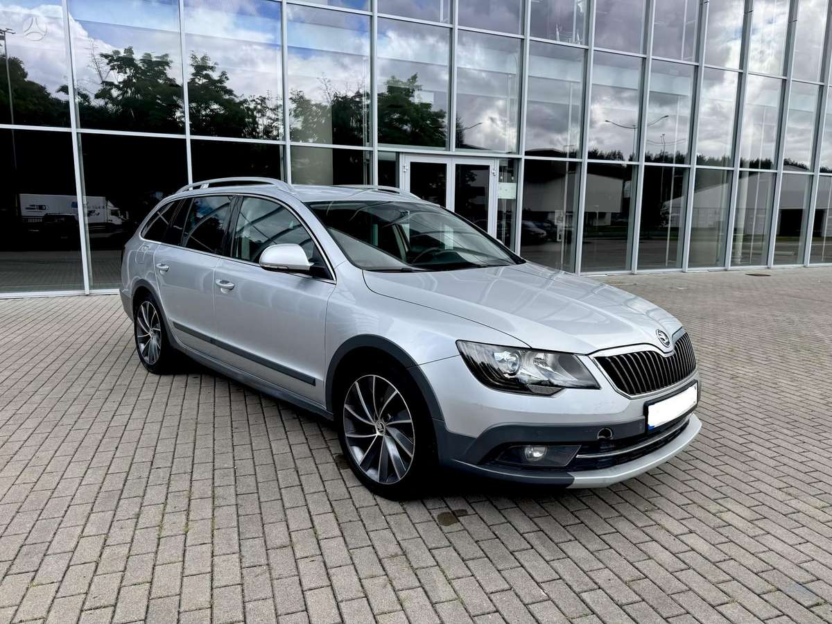 Skoda Superb 2015 — фото 9