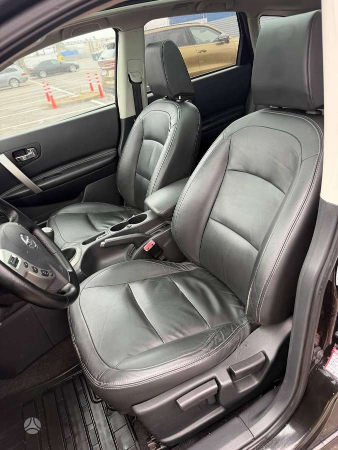 Nissan Qashqai 2011 — photo 11