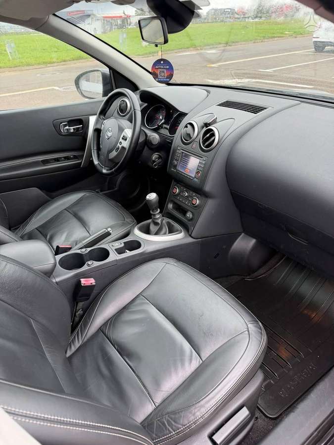 Nissan Qashqai 2011 — photo 14
