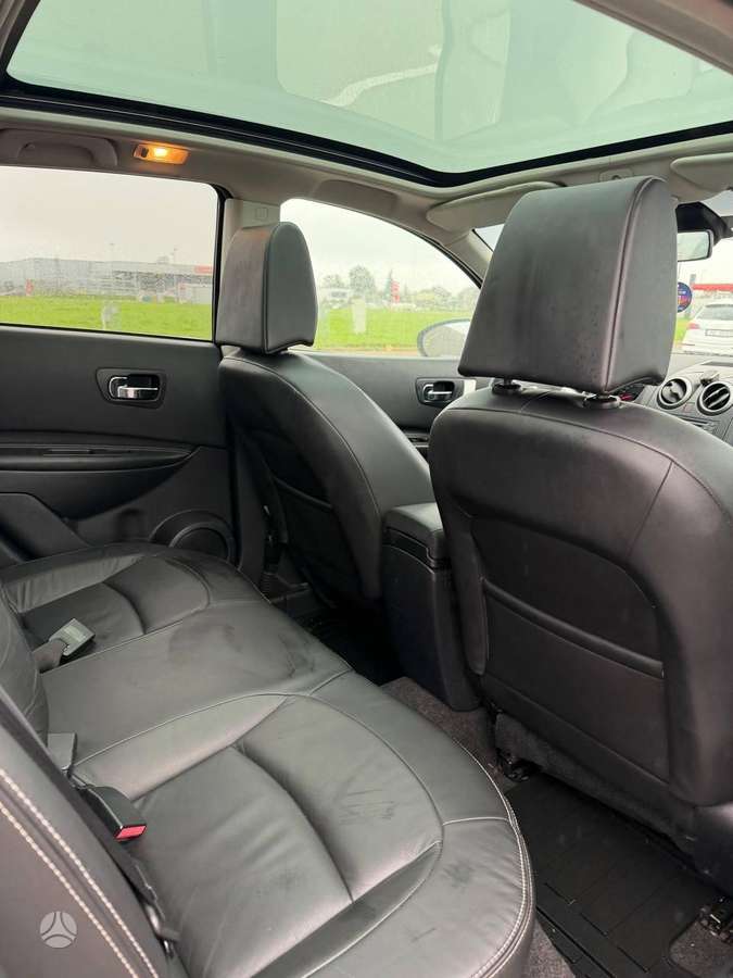 Nissan Qashqai 2011 — photo 17