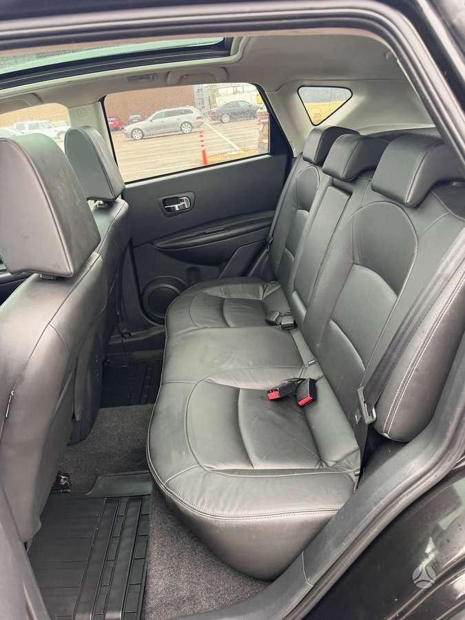 Nissan Qashqai 2011 — photo 19