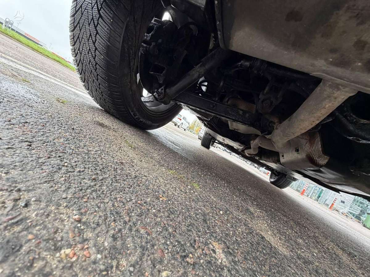 Nissan Qashqai 2011 — photo 26