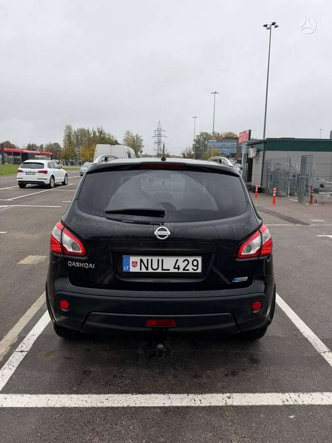 Nissan Qashqai 2011 — photo 6