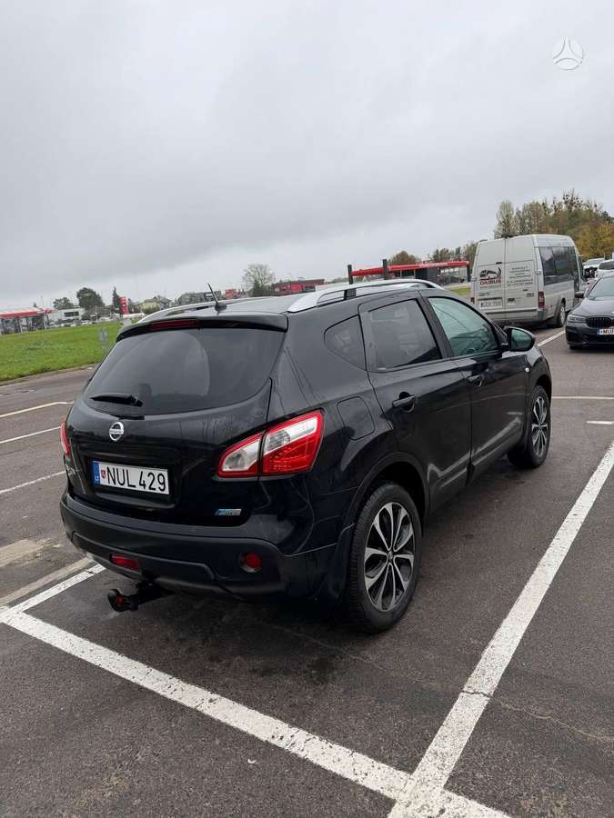Nissan Qashqai 2011 — photo 7