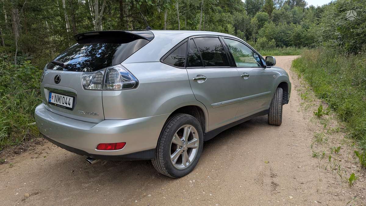 Lexus RX 2008 — салон