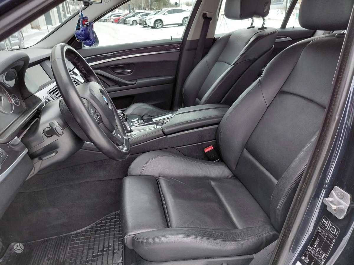 BMW 520 2013 — photo 7