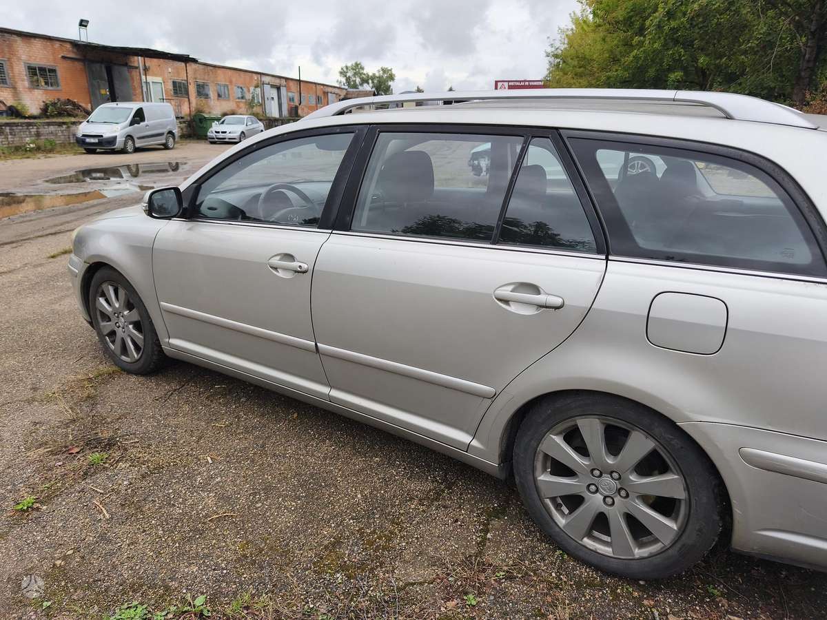 Toyota Avensis 2007 — photo 5