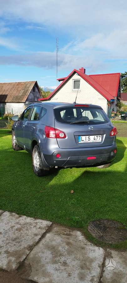 Nissan Qashqai 2010 — вигляд ззаду