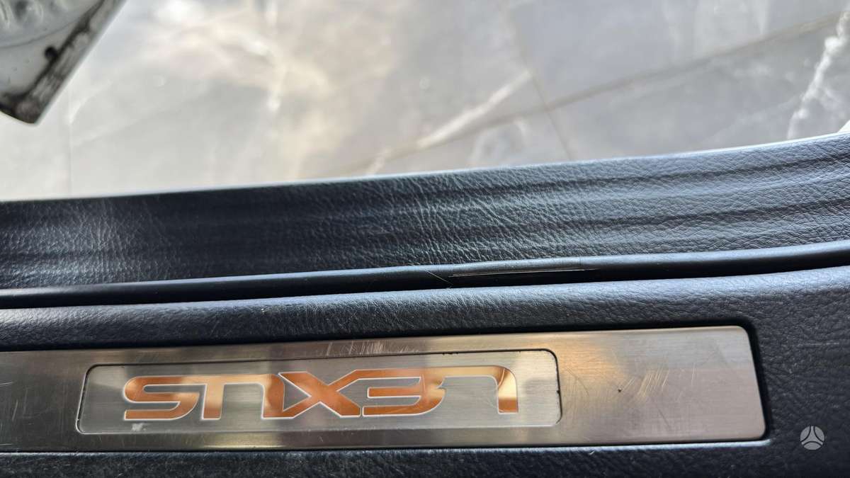 Lexus RX 2007 — photo 15