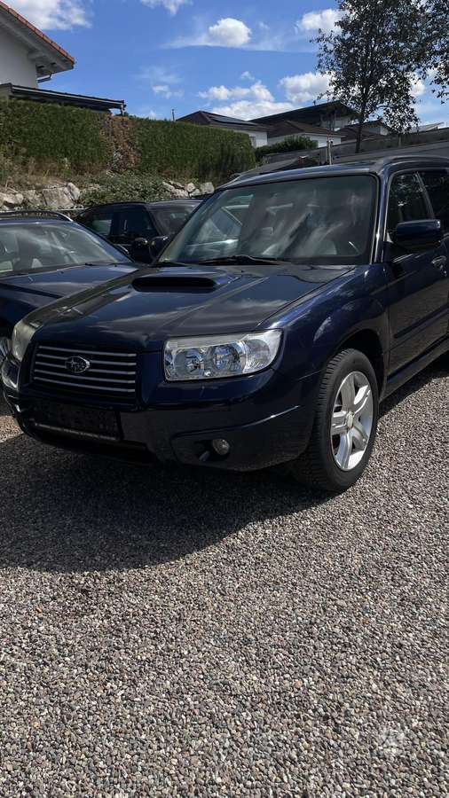 Subaru Forester 2006 — interior