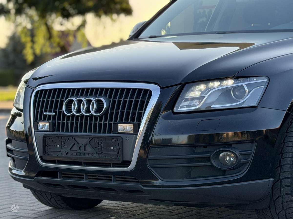 Audi Q5 2009 — photo 12