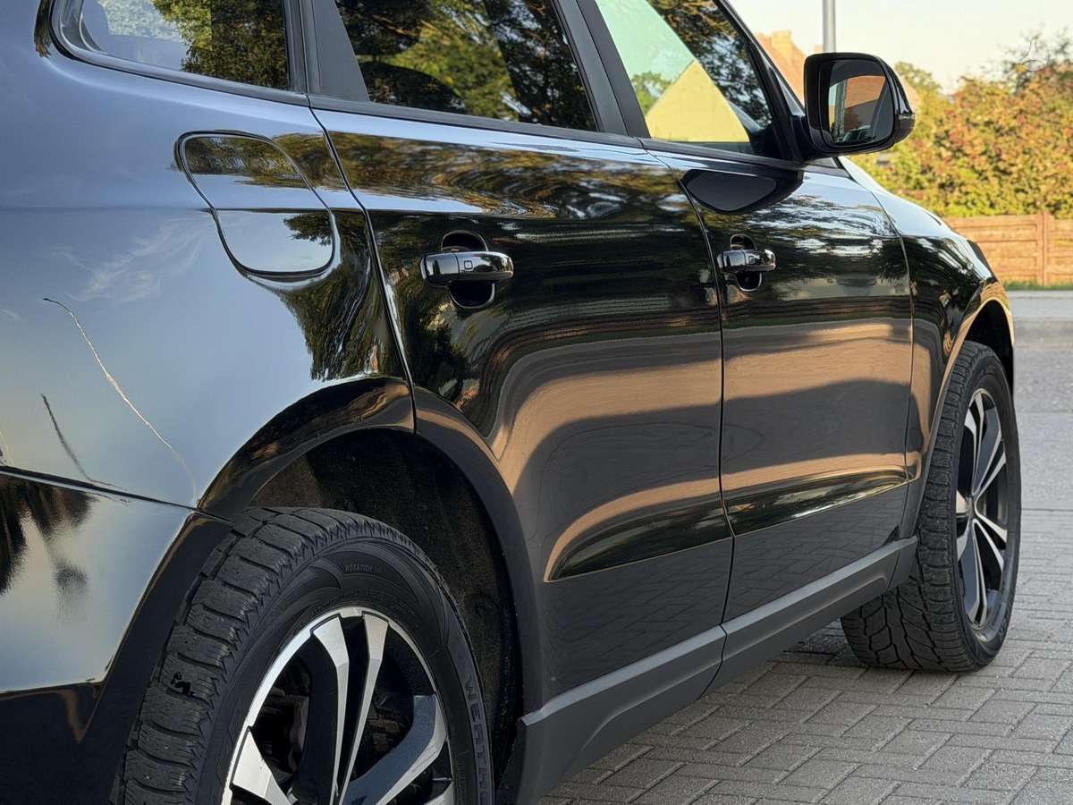 Audi Q5 2009 — photo 15