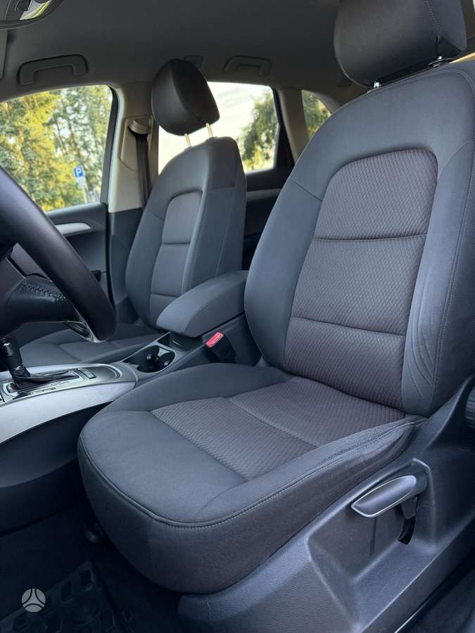Audi Q5 2009 — photo 24
