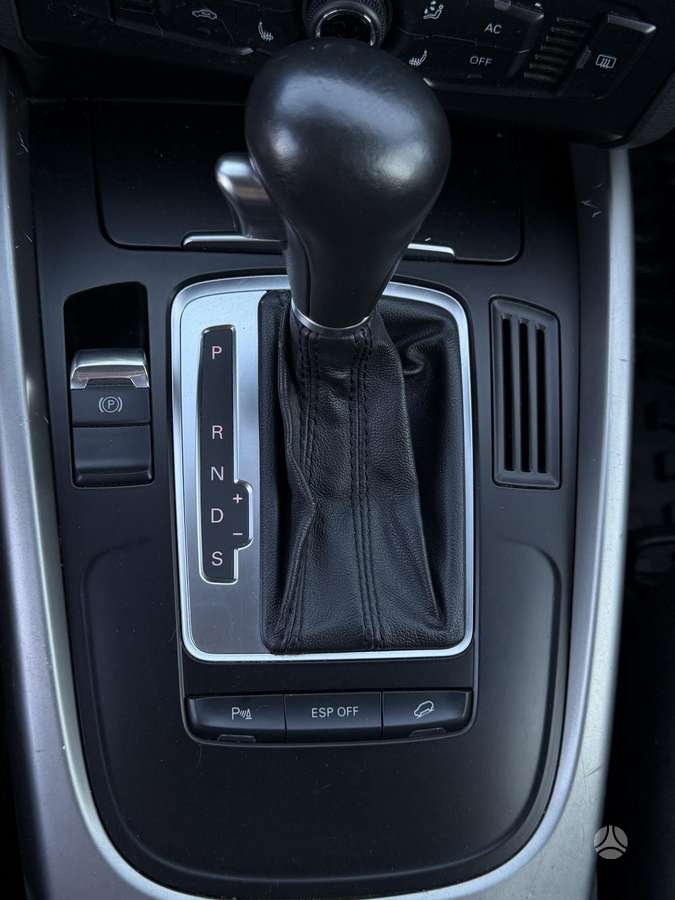 Audi Q5 2009 — photo 25