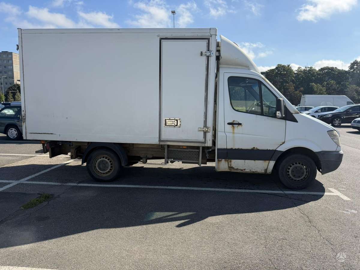 Mercedes-Benz Sprinter 2008 — photo 10