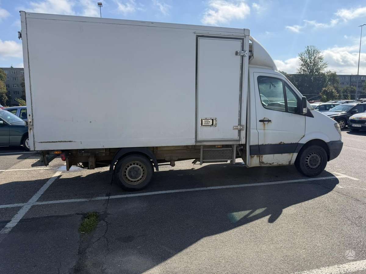 Mercedes-Benz Sprinter 2008 — photo 11