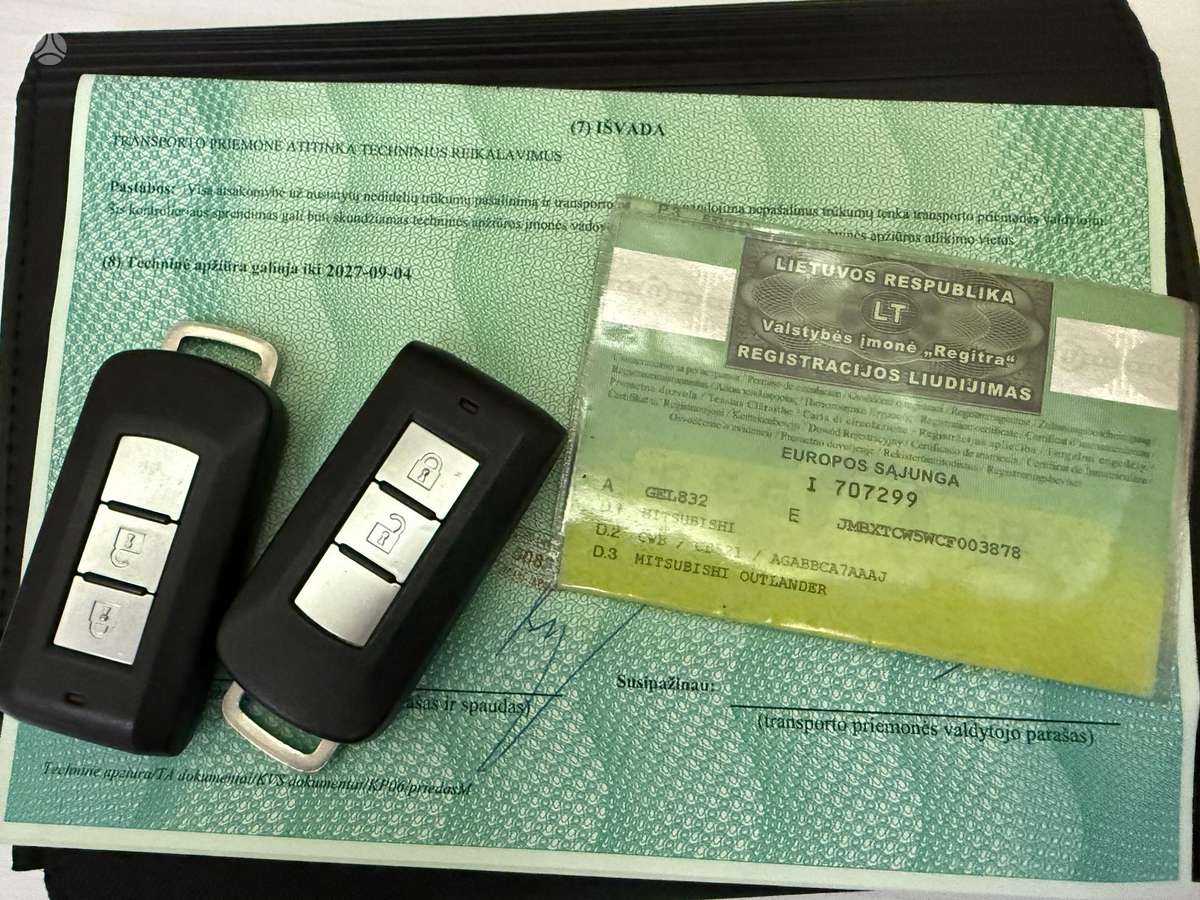 Mitsubishi Outlander 2012 — photo 13