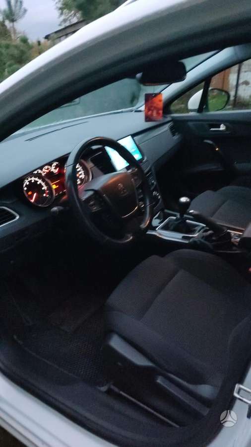 Peugeot 508 2011 — photo 7