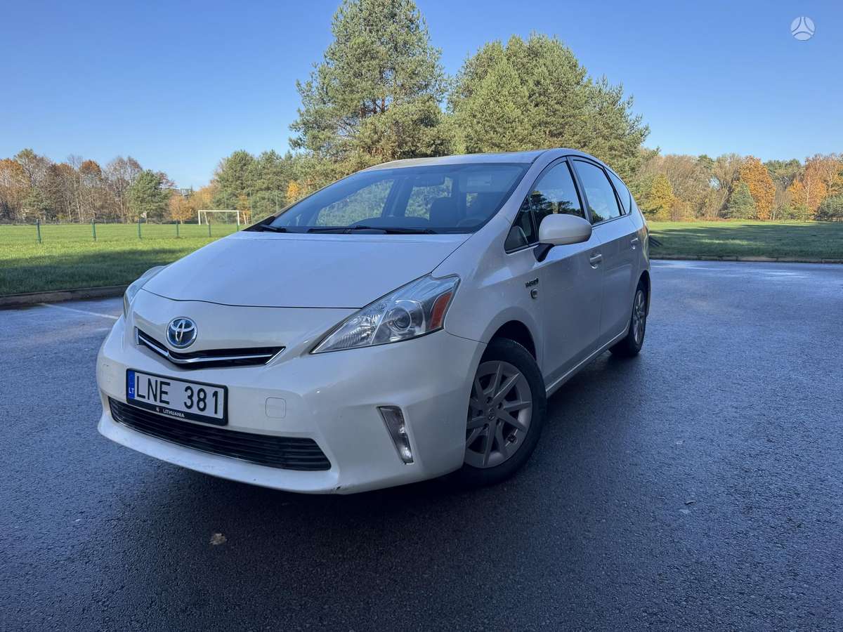 Toyota Prius+ 2014 — vehicle for AFU Ukraine