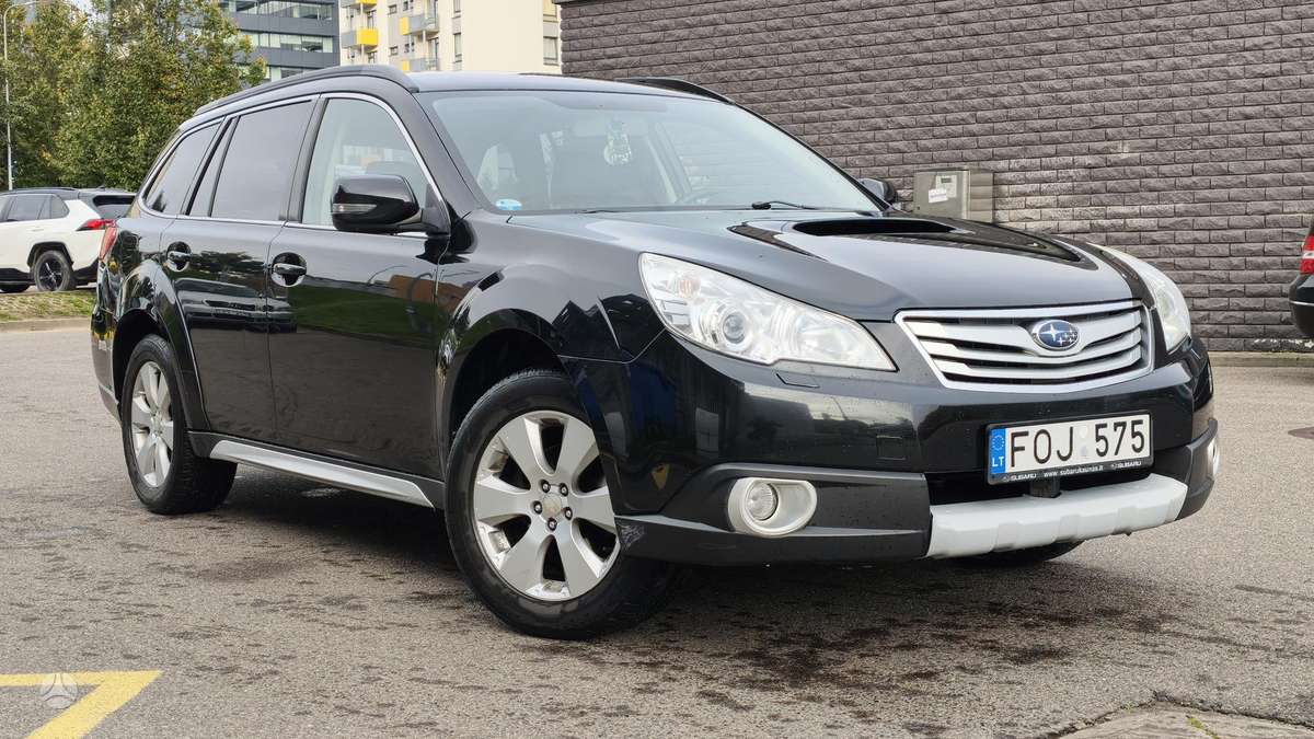 Subaru Outback 2011 — фото 11