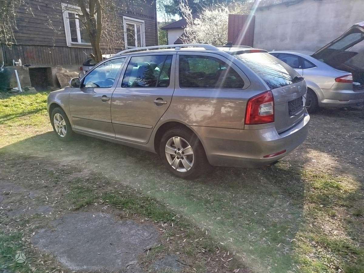 Skoda Octavia 2011 — photo 5