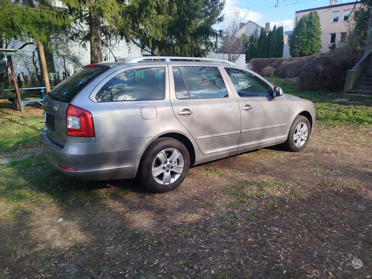 Skoda Octavia 2011 — photo 6