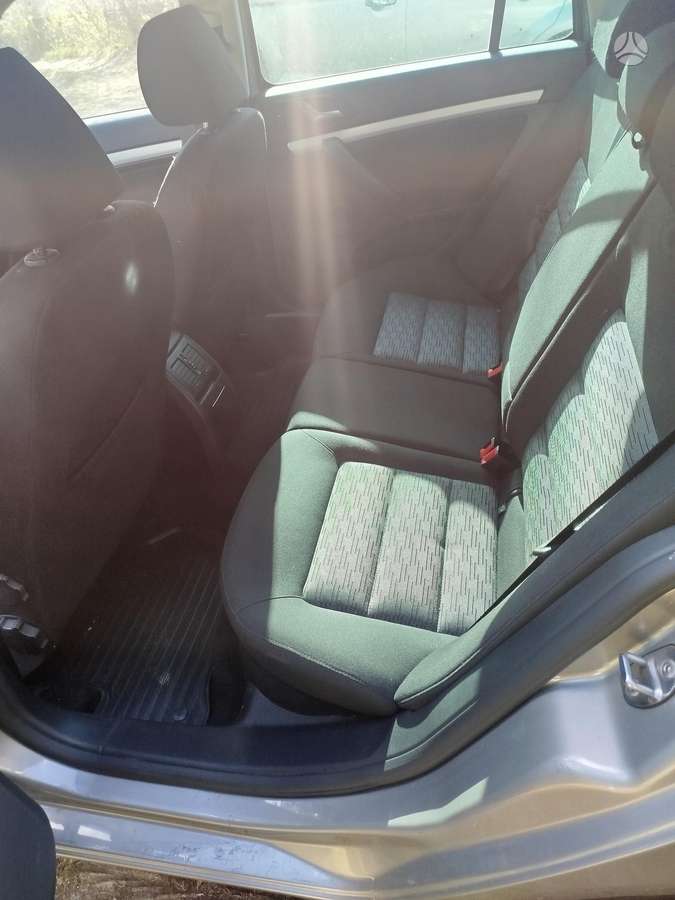 Skoda Octavia 2011 — photo 9