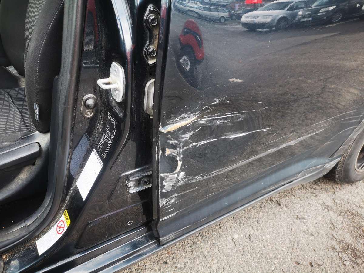 Toyota Avensis 2010 — photo 10