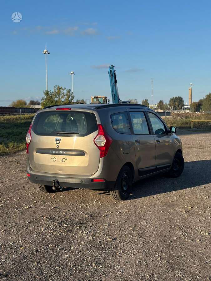 Dacia Lodgy 2014 — салон