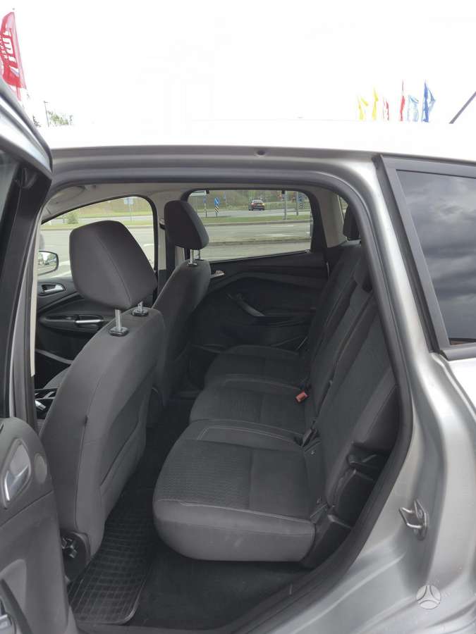 Ford C-MAX 2015 — photo 12