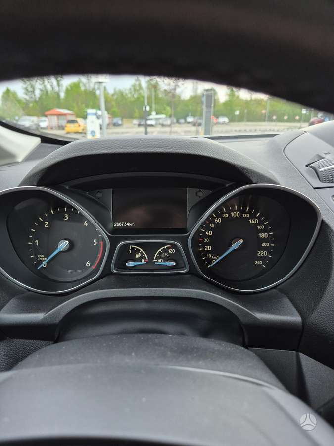 Ford C-MAX 2015 — photo 14
