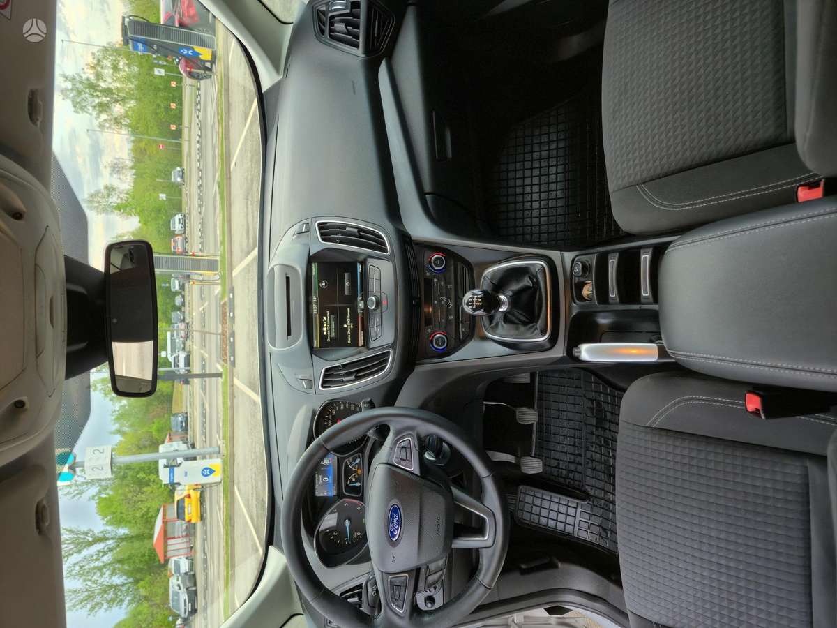 Ford C-MAX 2015 — photo 15