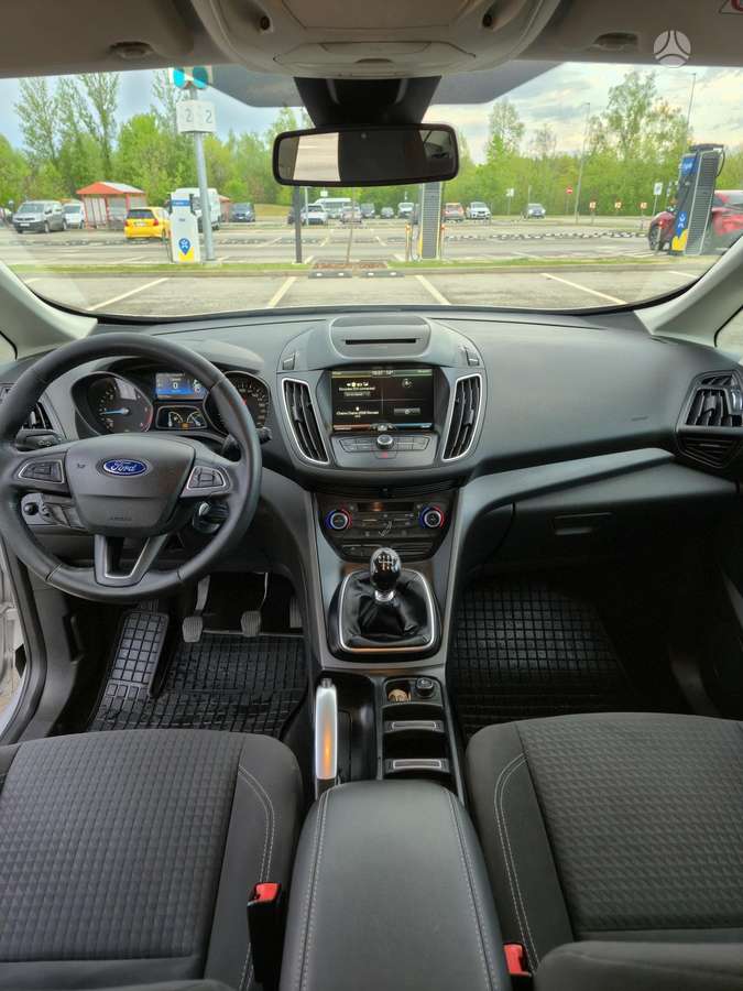 Ford C-MAX 2015 — photo 17