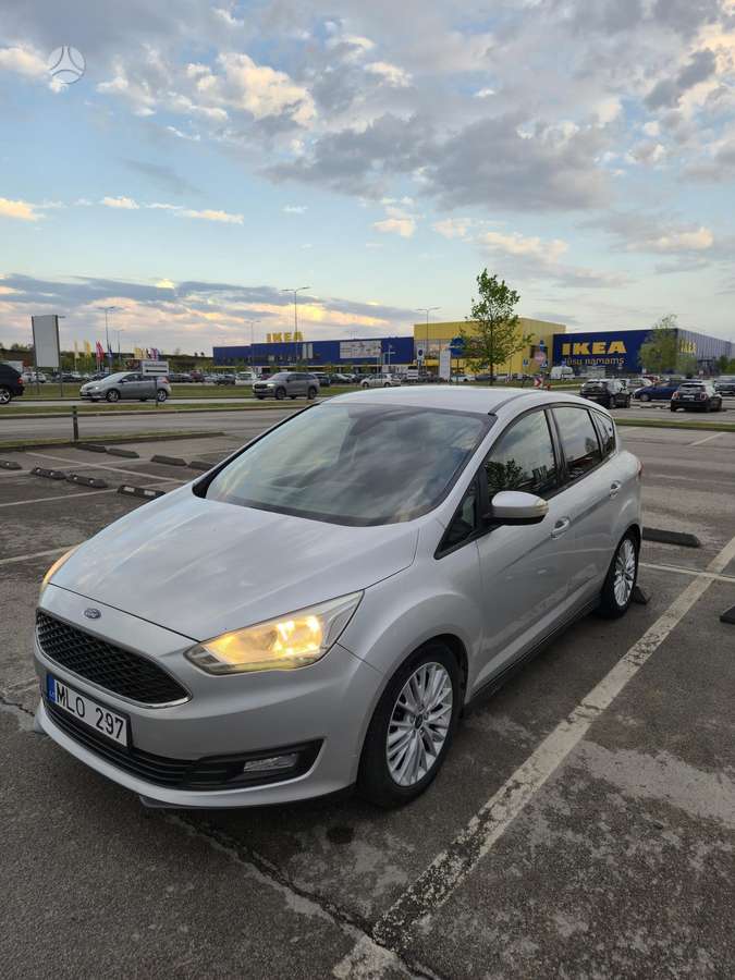 Ford C-MAX 2015 — rear view