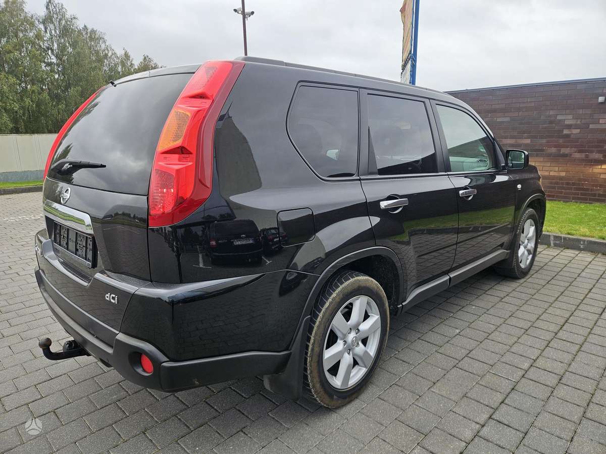 Nissan X-Trail 2010 — photo 5