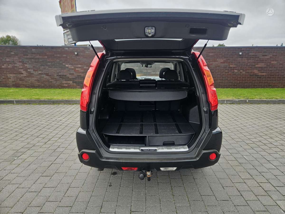 Nissan X-Trail 2010 — photo 6