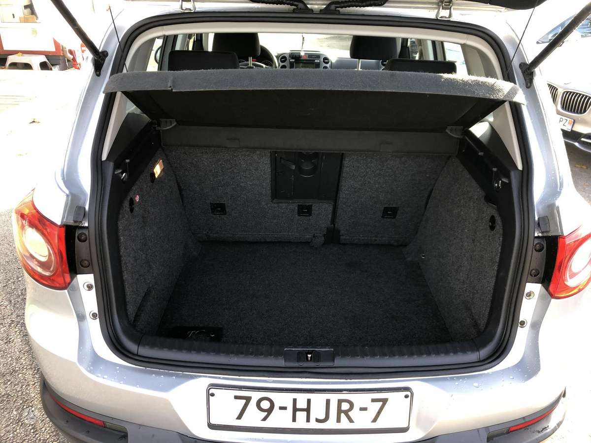 Volkswagen Tiguan 2009 — photo 6