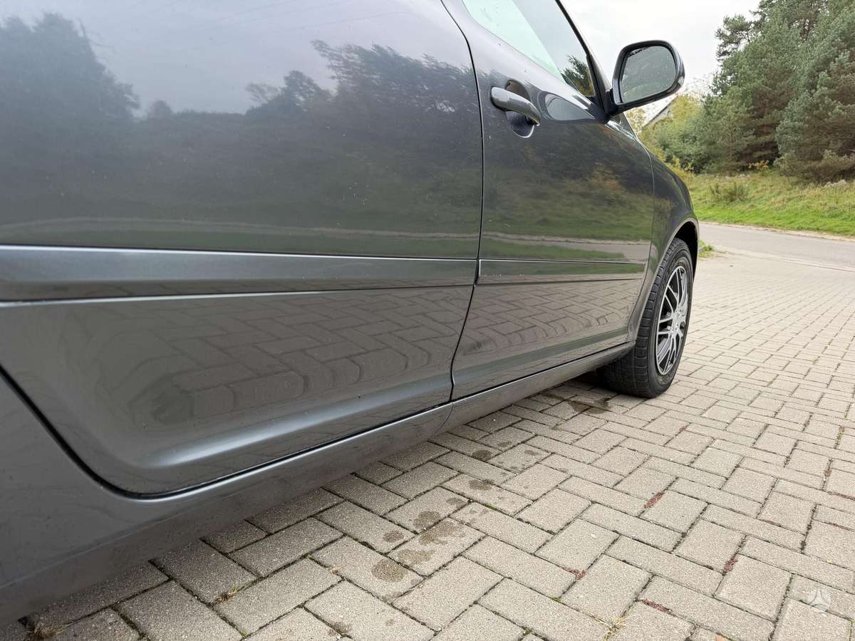 Skoda Octavia 2011 — photo 9