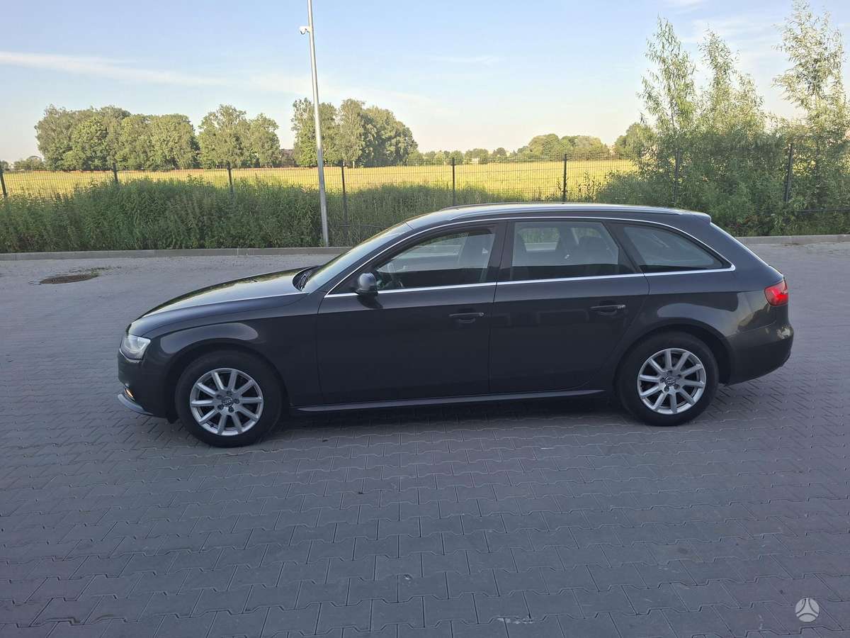 Audi A4 2013 — photo 15