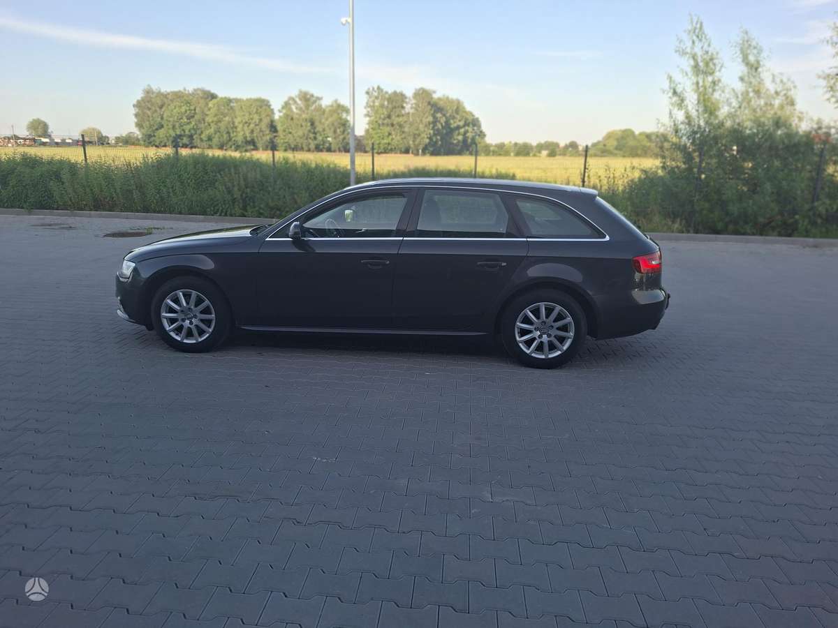 Audi A4 2013 — engine 1968 cm³, 143 HP (105kW)