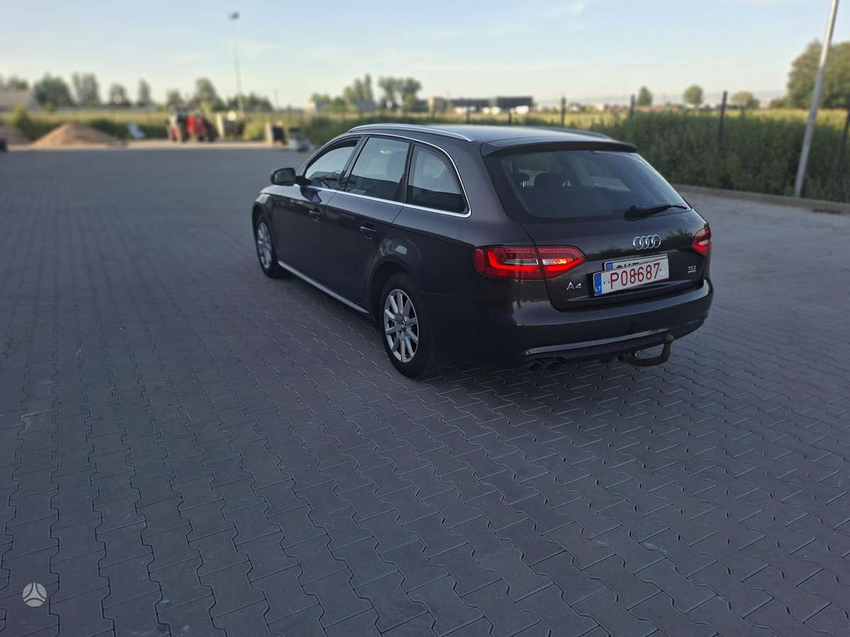 Audi A4 2013 — photo 6